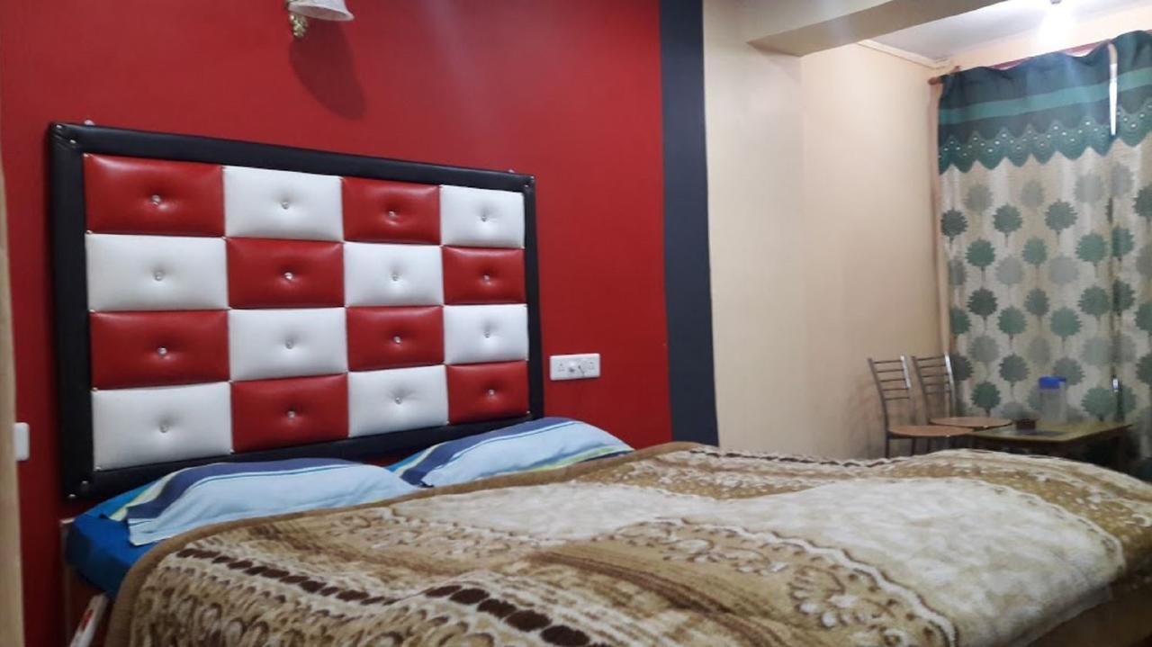 Hotel Monson Srīnagar Kültér fotó